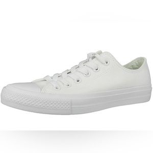 Low top white Converse (with Lunarlon) womens size US 9/EU 40